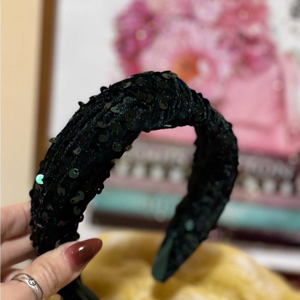 Knotted Velour Green Sequin Headband NWT